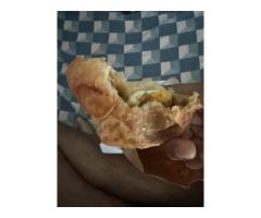 Stale food being sold by restaurant in Wazirabad south side store